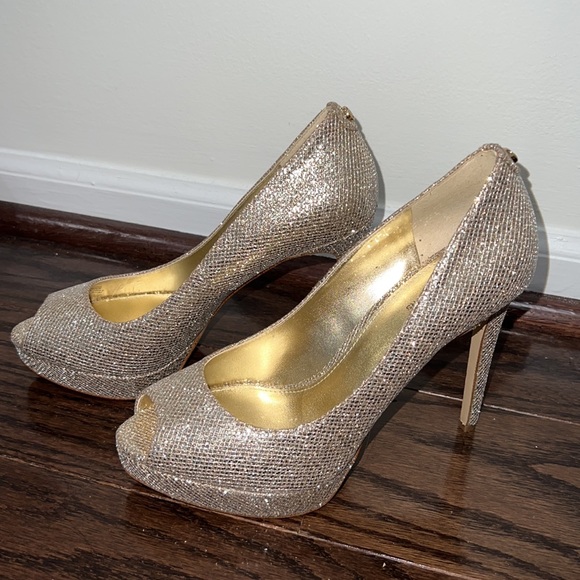 Micheal Kora Heels - Picture 4 of 7